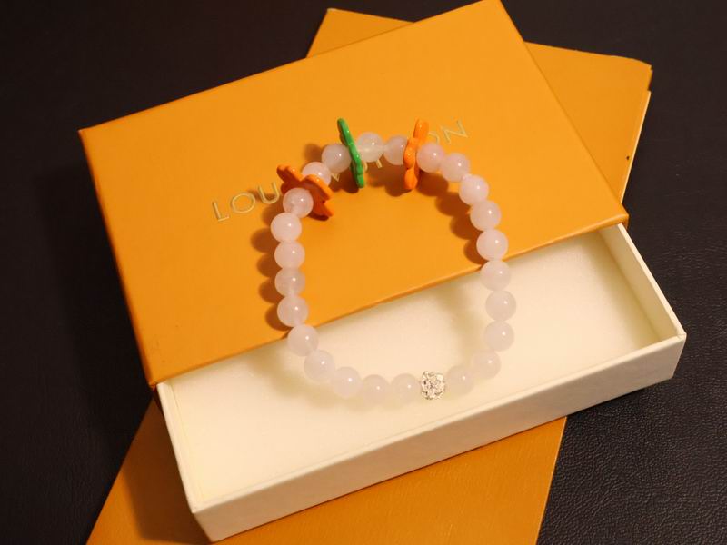 LV Bracelet 04yxh26